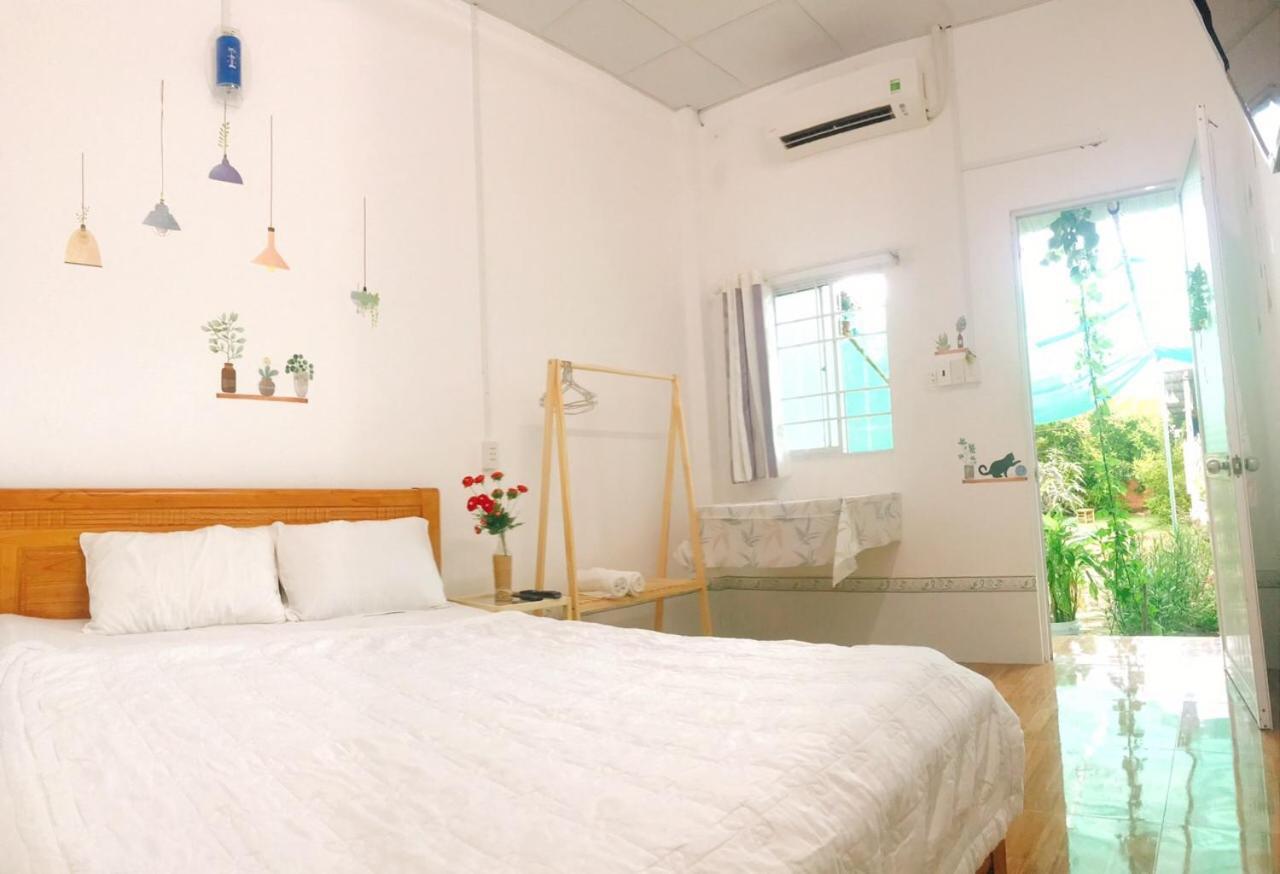 Hotel Nhà Nghĩ Gia An à Lai Son Extérieur photo